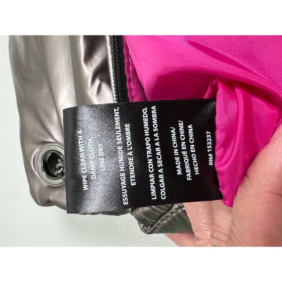 Think Royln Shoulder Bag Quilted Crossbody/Shoulder Tote Adjustable Chain Strap - Picture 15 of 16